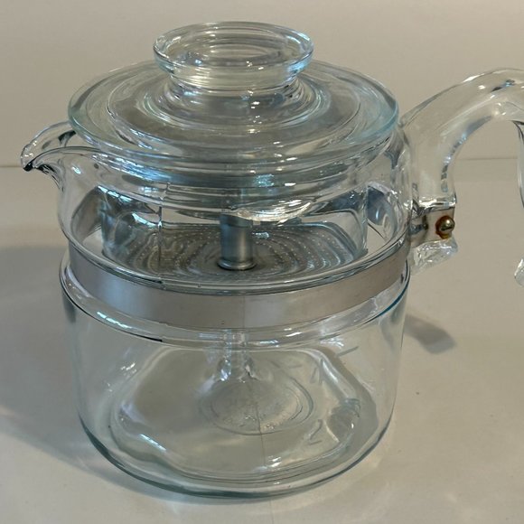 Pyrex Kitchen Vintage Pyrex 4 Cup Flame Ware Coffeepot Stove Top